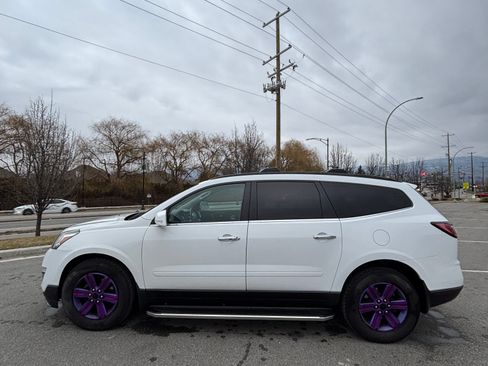 Used 2016 Chevrolet Traverse LT AWD/4WD image 1