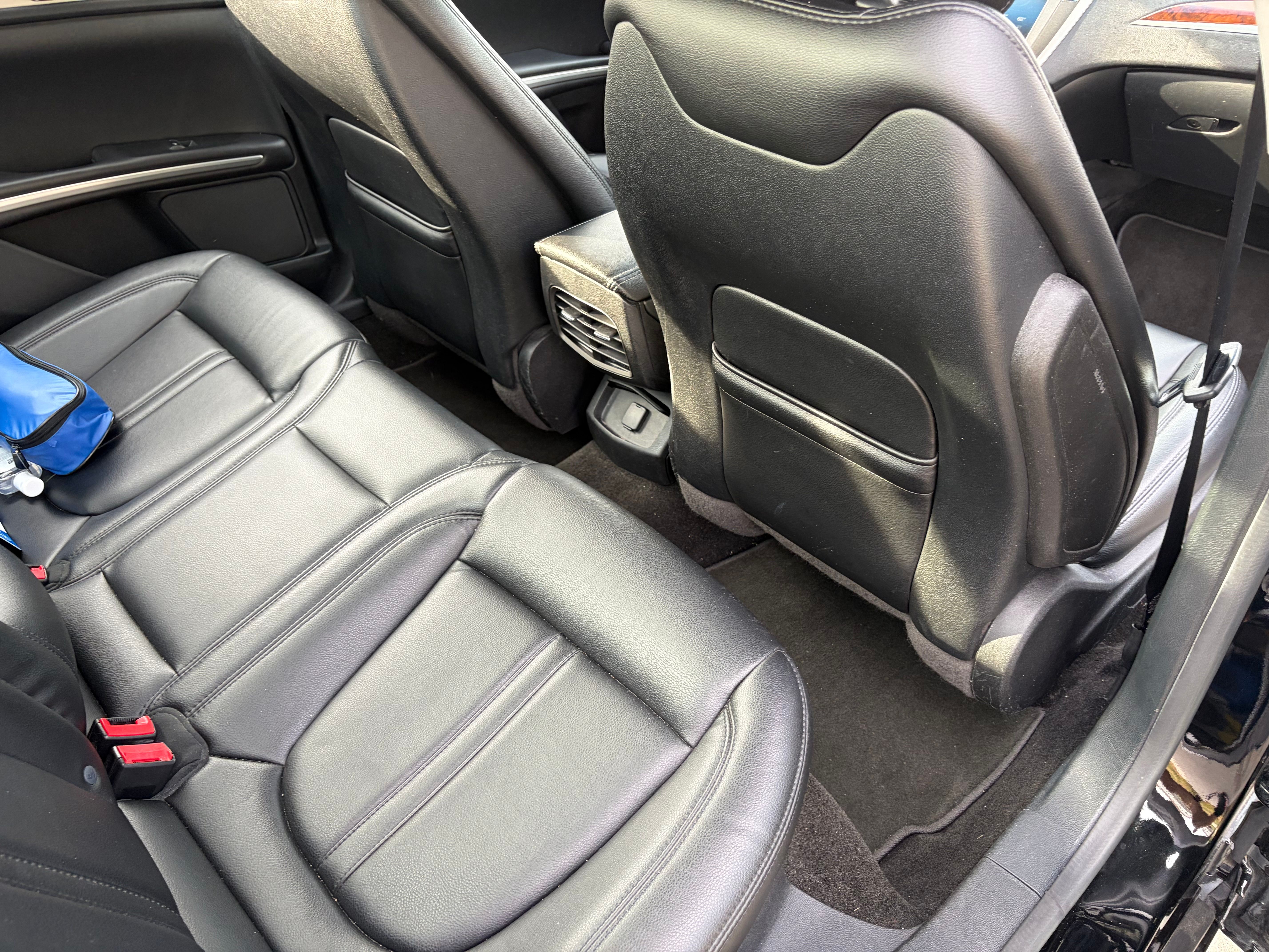 Used 2016 Lincoln MKZ FWD image 14