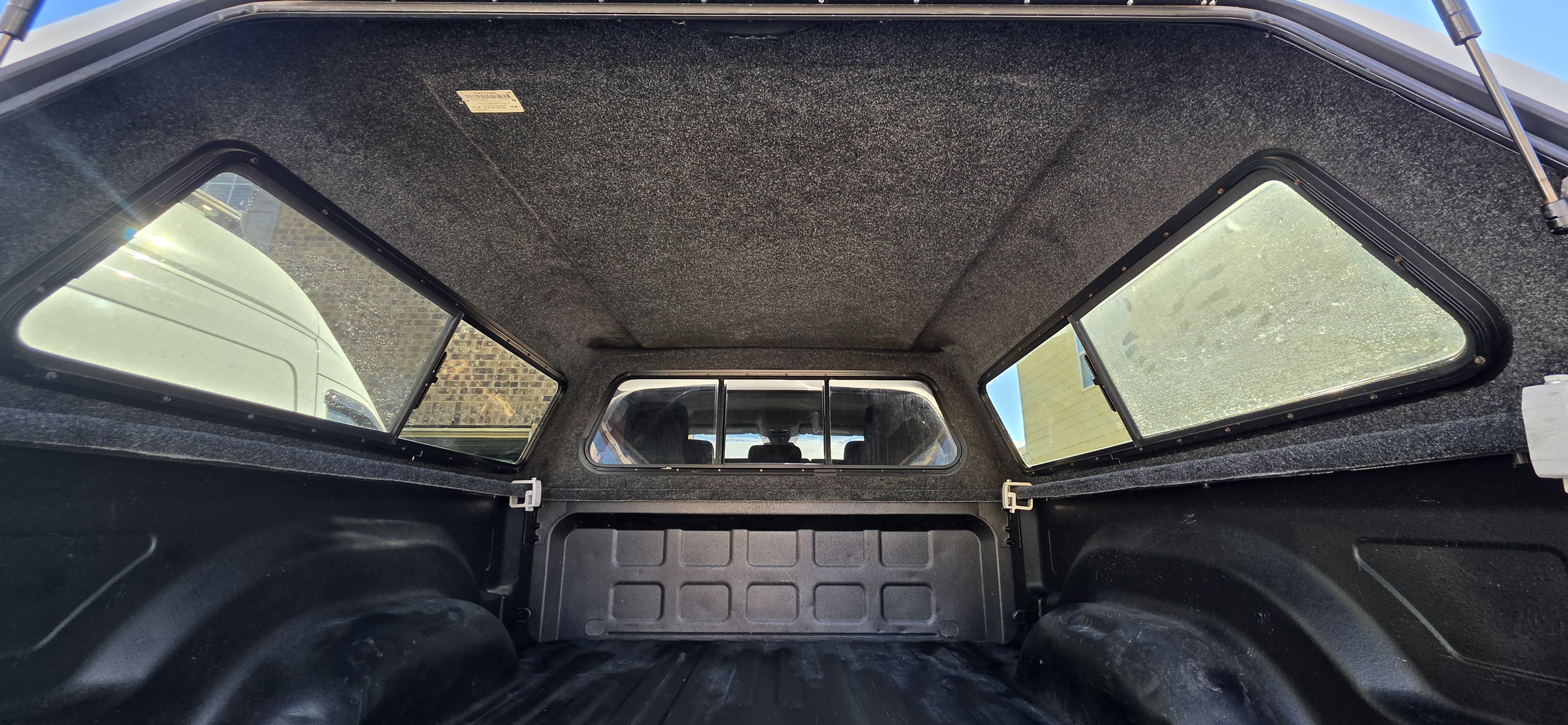 Used 2017 RAM 2500 SLT AWD/4WD image 14