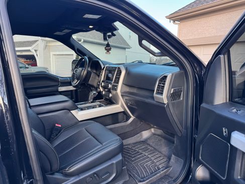 Used 2020 Ford F150 Lariat w/ Equipment Group 502A Luxury image 10