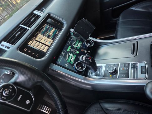 Used 2014 Land Rover Range Rover Sport Supercharged image 10