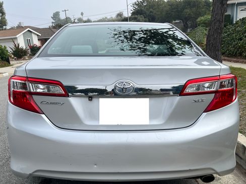 Used 2012 Toyota Camry LE image 6