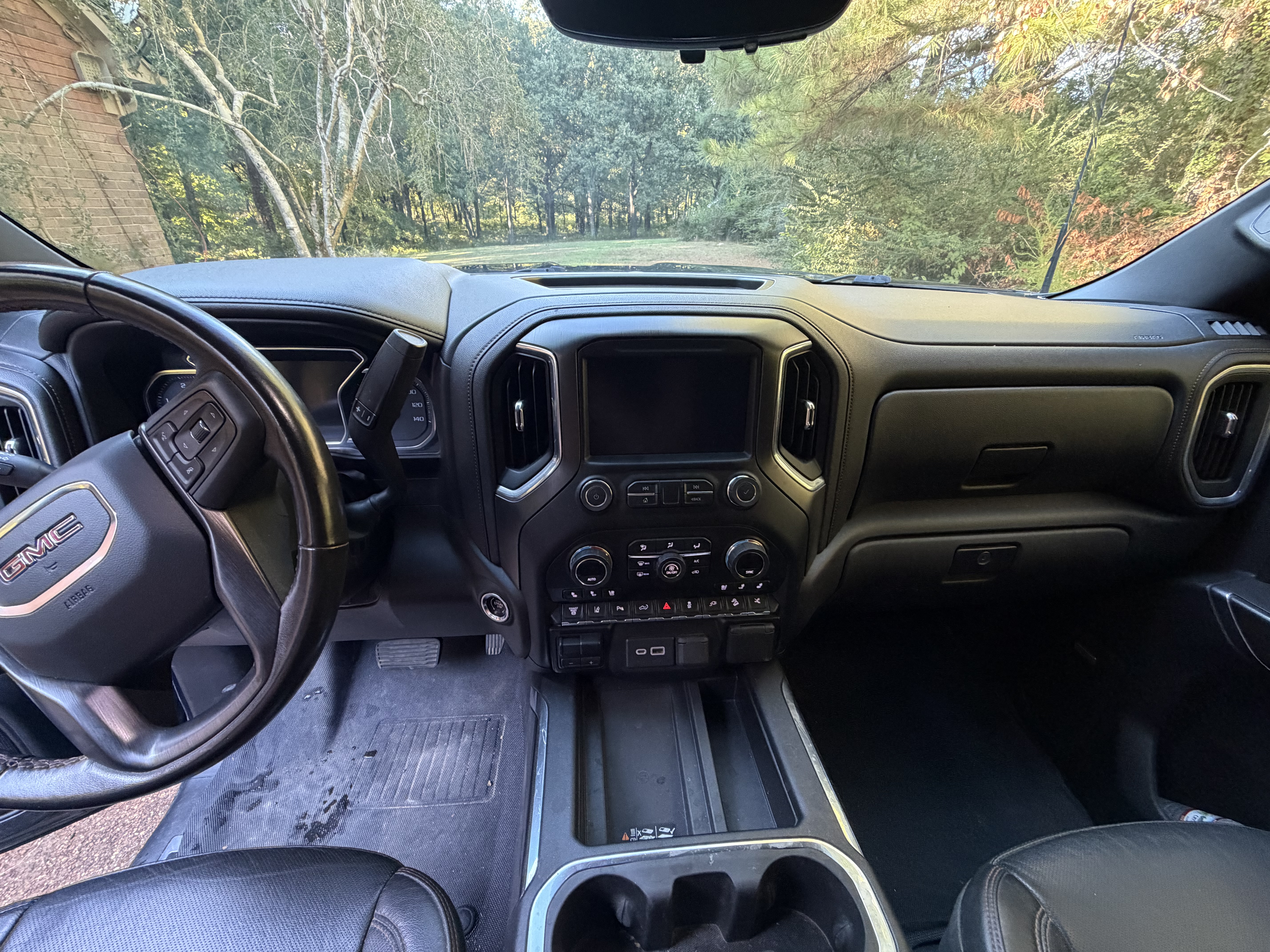 Used 2021 GMC Sierra 3500 AT4 w/ AT4 Premium Plus Package AWD/4WD image 9