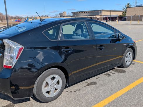 Used 2010 Toyota Prius Five image 12