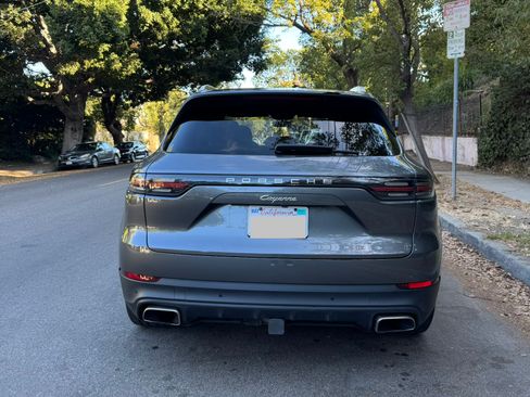 Used 2021 Porsche Cayenne E-Hybrid AWD/4WD image 31