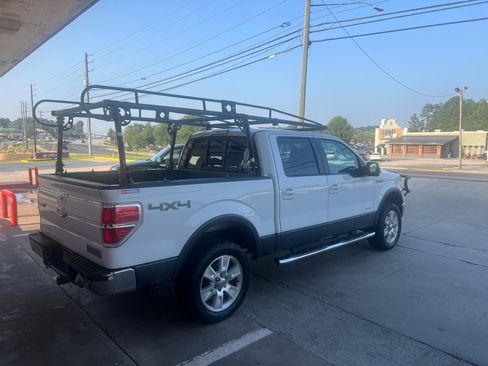 Used 2013 Ford F150 Lariat w/ Mid Equipment Group AWD/4WD image 2