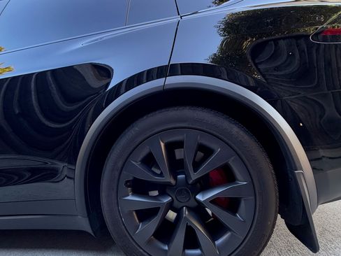 Used 2023 Tesla Model X Plaid AWD/4WD image 8