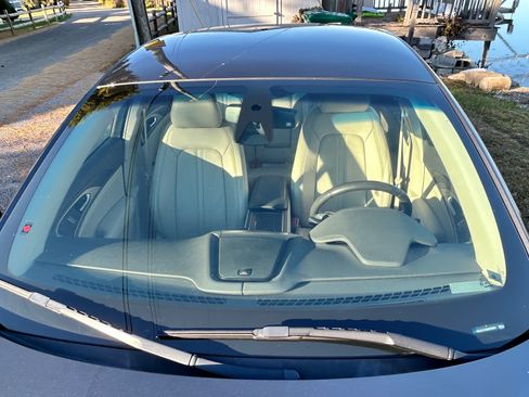 Used 2019 Lincoln MKZ Reserve image 10