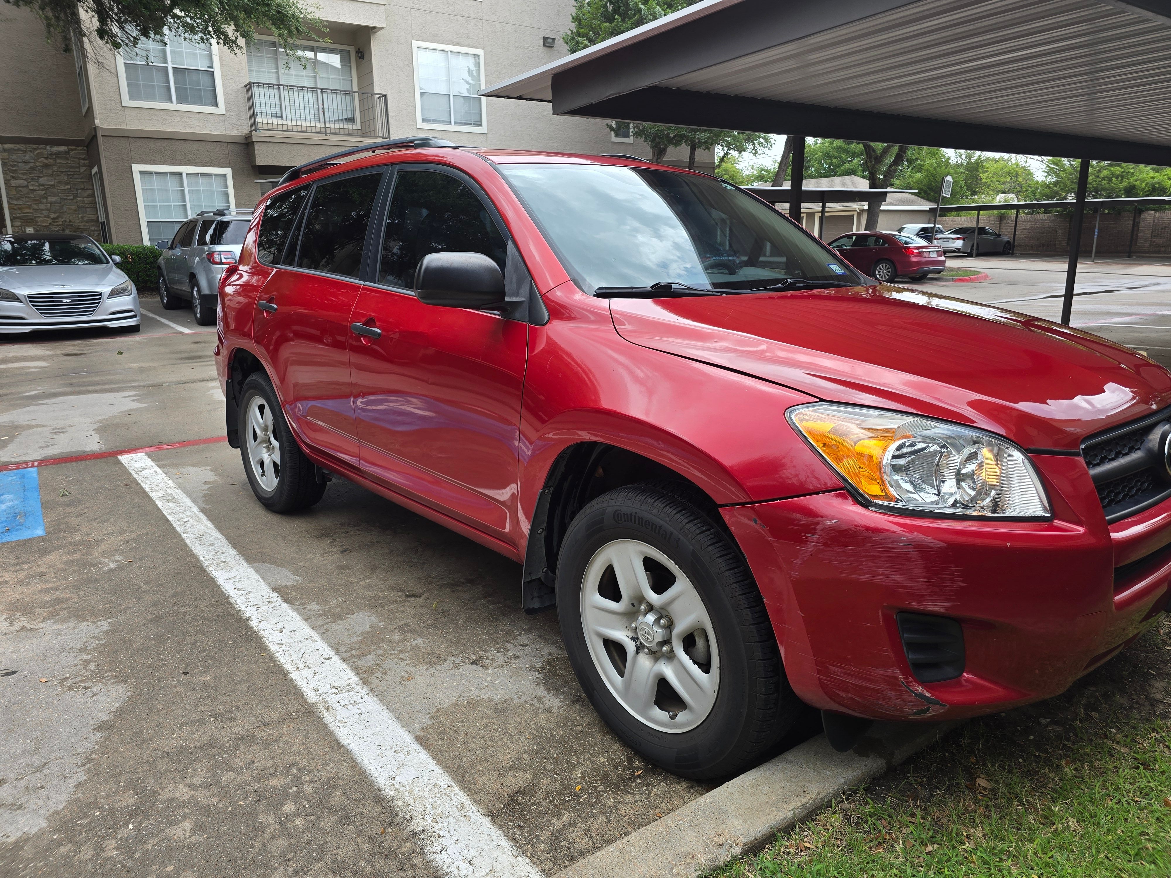 Used 2012 Toyota RAV4 FWD w/ Value Pkg image 2