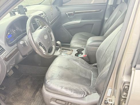 Used 2012 Hyundai Santa Fe Limited w/ Navigation Pkg 4 image 12