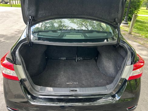 Used 2015 Nissan Sentra S FWD image 10