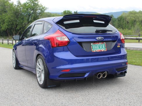 Used 2014 Ford Focus ST w/ Equipment Group 201A FWD image 2