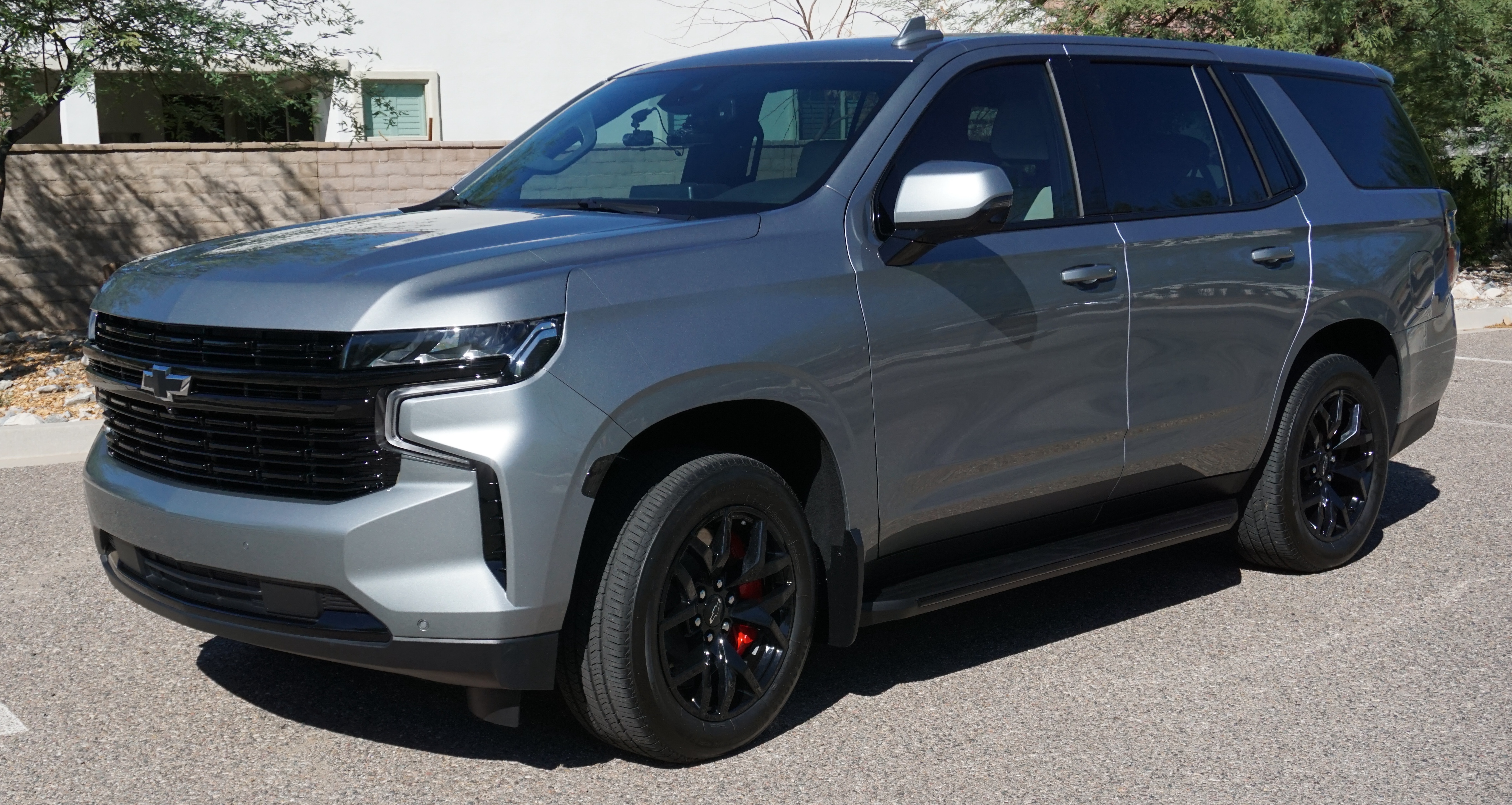 Used 2023 Chevrolet Tahoe RST w/ RST Performance Edition AWD/4WD image 1
