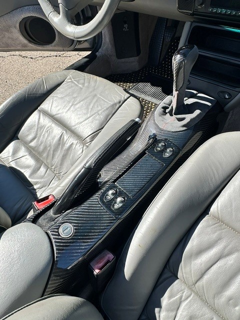 Used 2003 Porsche 911 Carrera 4 AWD/4WD image 2