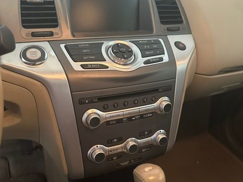 Used 2013 Nissan Murano SL AWD/4WD image 9