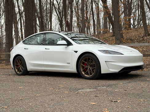 Used 2025 Tesla Model 3 Performance image 17