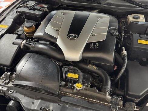 Used 2008 Lexus SC 430 Convertible image 13