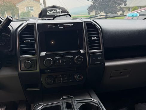 Used 2017 Ford F150 XLT w/ Equipment Group 302A Luxury AWD/4WD image 5