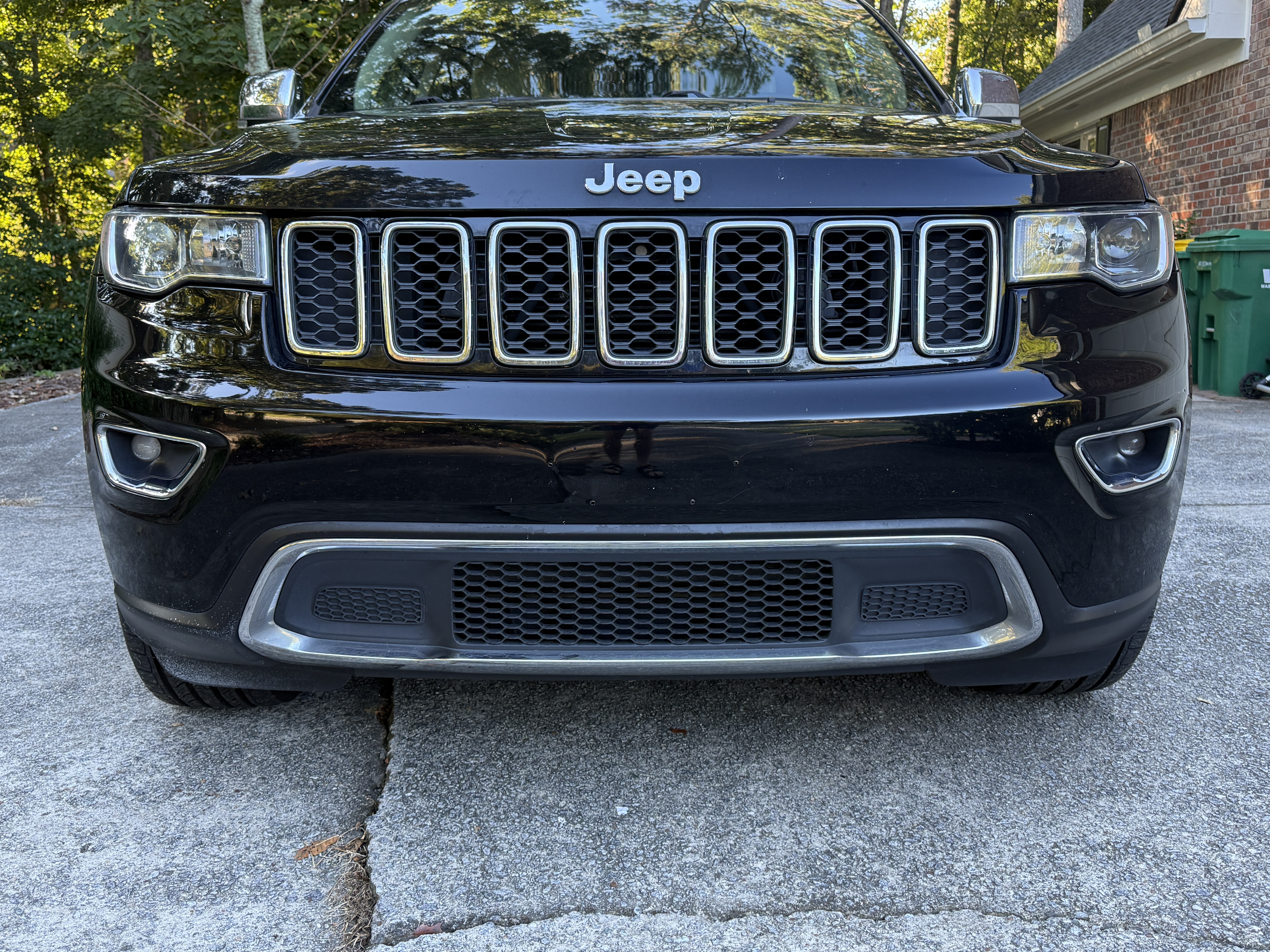 Used 2018 Jeep Grand Cherokee Limited AWD/4WD image 5