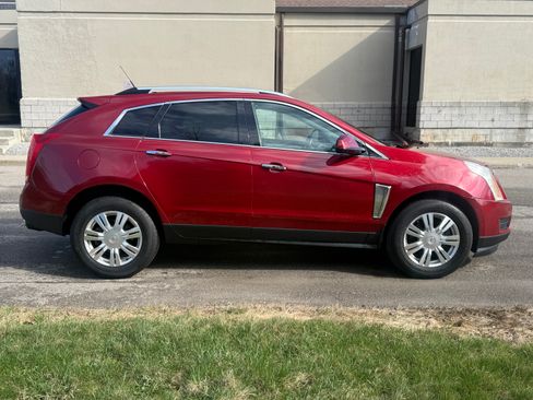 Used 2013 Cadillac SRX Luxury image 1