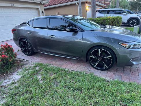 Used 2017 Nissan Maxima 3.5 SL FWD image 5