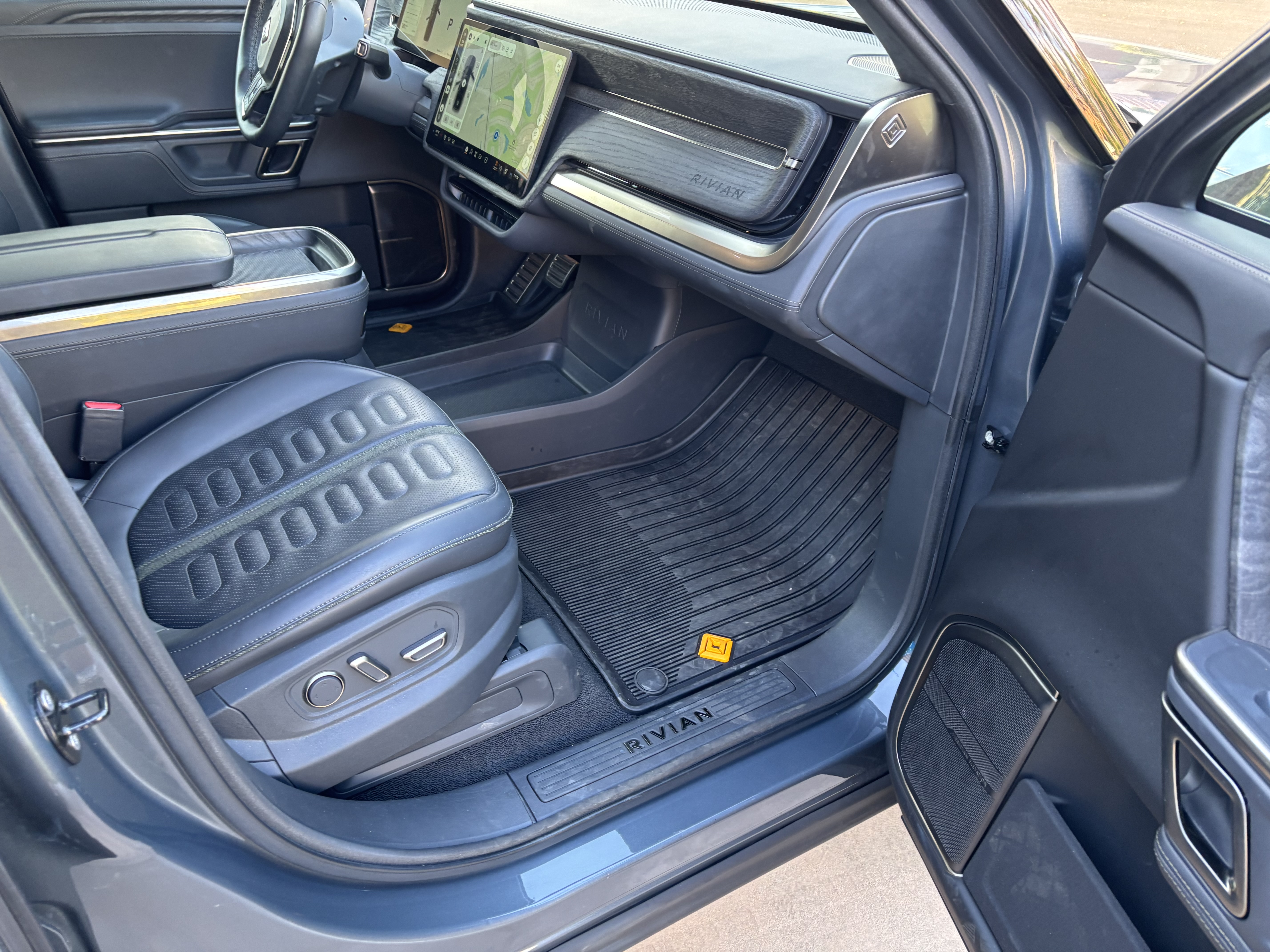 Used 2023 Rivian R1T Adventure Quad AWD/4WD image 12