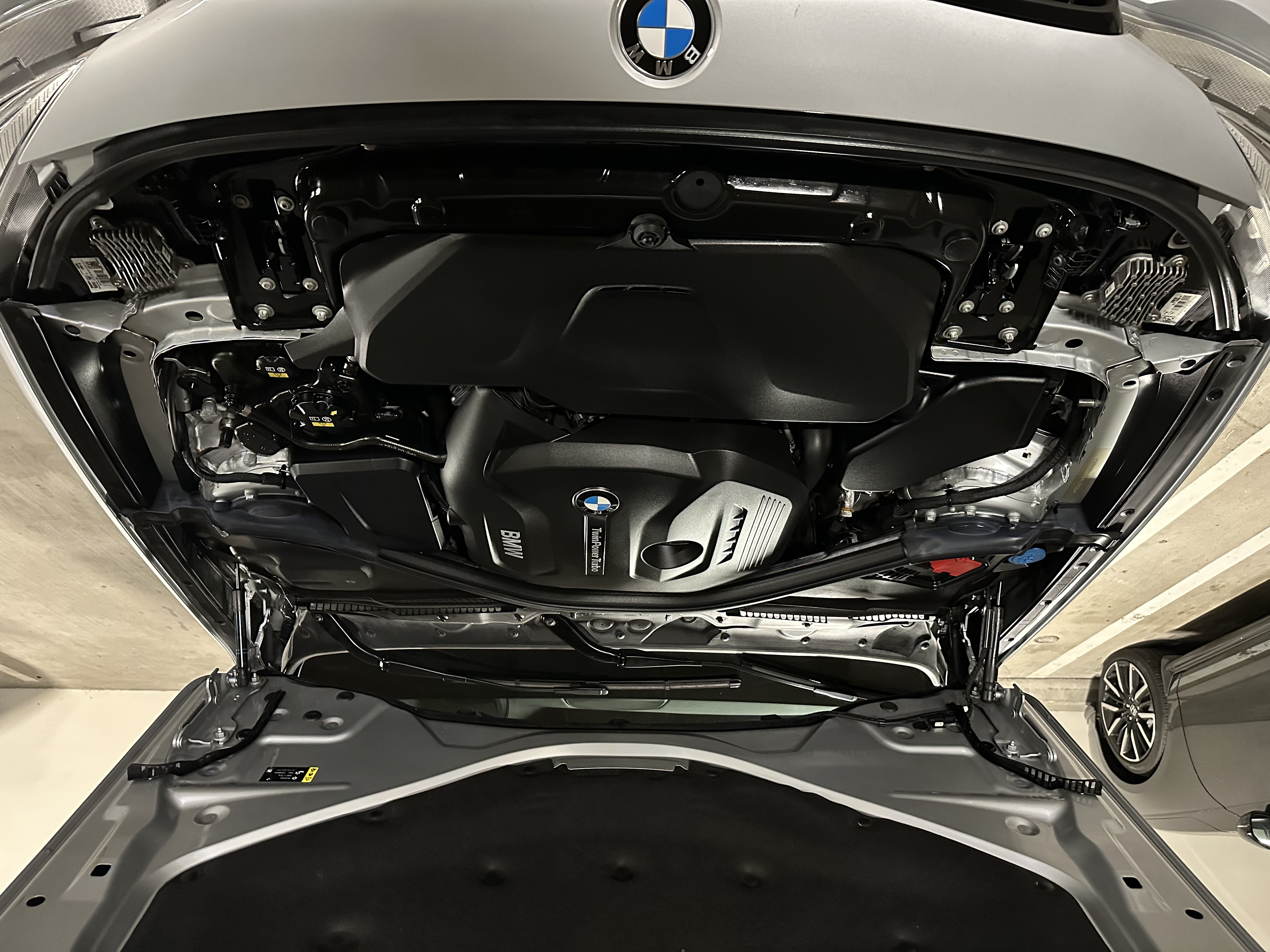 Used 2018 BMW 330i Gran Turismo xDrive AWD/4WD image 25