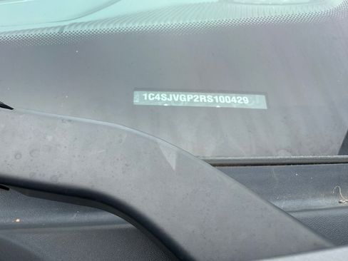 Used 2024 Jeep Grand Wagoneer Series III image 13