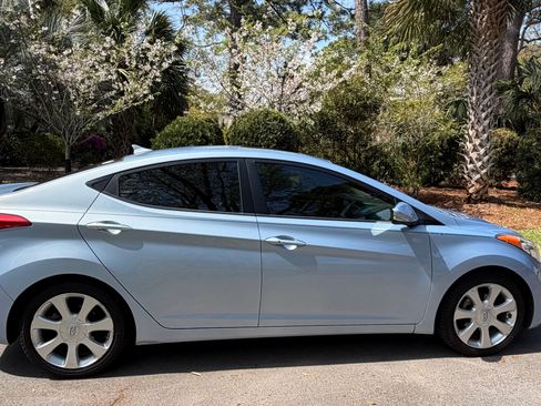 Used 2012 Hyundai Elantra Limited w/ Technology Pkg 5 image 1