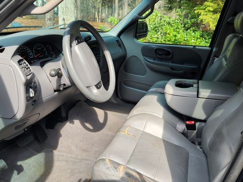 Used 2001 Ford F150 4x4 SuperCrew image 8