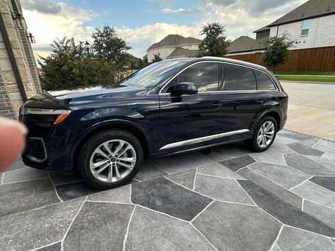 Used 2025 Audi Q7 3.0T Premium Plus image 2