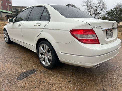 Used 2011 Mercedes-Benz C 300 Sedan image 5