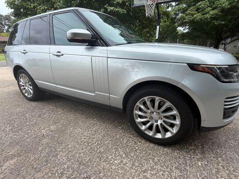 Used 2018 Land Rover Range Rover HSE AWD/4WD image 1