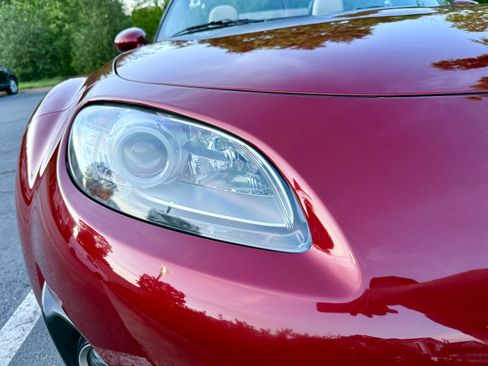 Used 2012 MAZDA MX-5 Miata Grand Touring RWD image 22