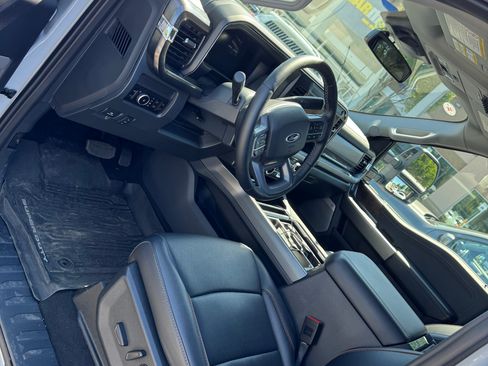 Used 2026 Ford F350 Lariat w/ Black Appearance Package AWD/4WD image 6