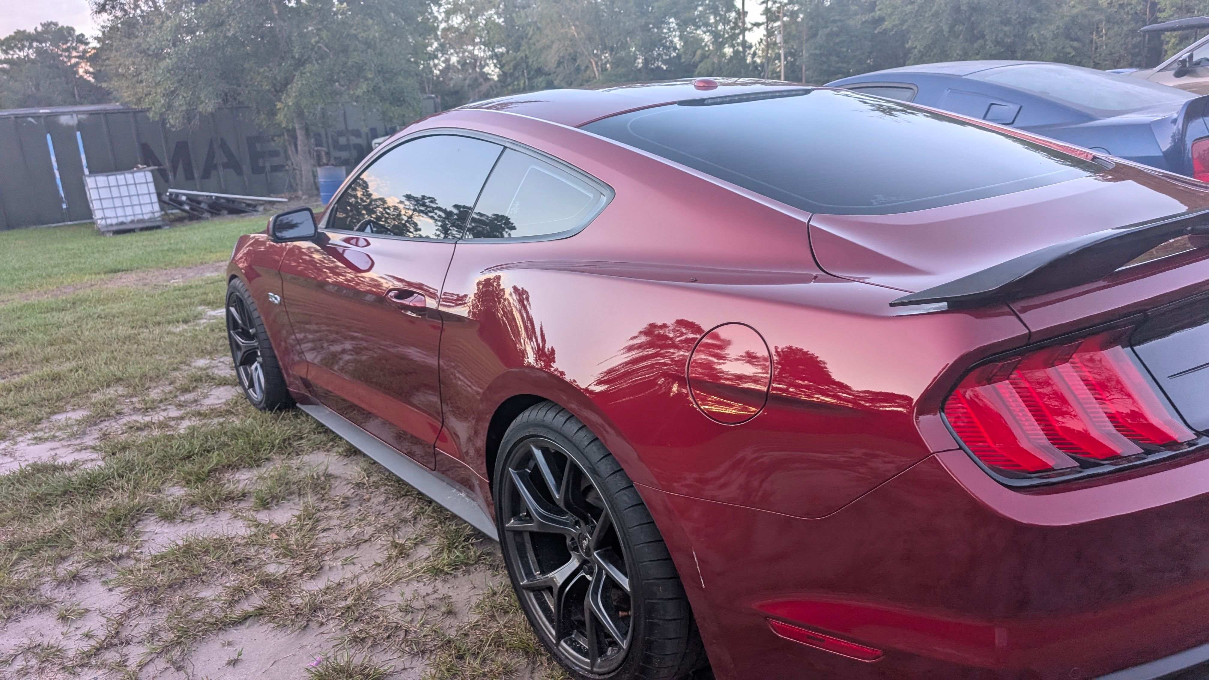 Used 2019 Ford Mustang GT Premium w/ Performance Package - Level 2 RWD image 4