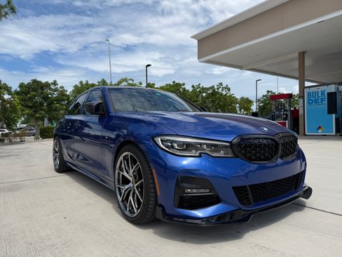 Used 2019 BMW 330i Sedan w/ M Sport Package RWD image 13