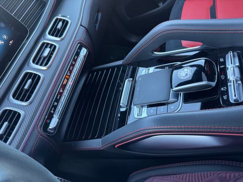 Used 2023 Mercedes-Benz GLE 53 AMG GLE 53 Sport Utility 4D image 16