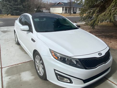 Used 2015 Kia Optima EX w/ EX Premium Package image 2