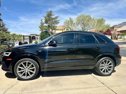 Used 2017 Audi Q3 2.0T Prestige w/ Prestige Package image 8