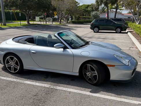 Used 2004 Porsche 911 Carrera 4S AWD/4WD image 6