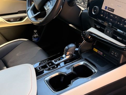 Used 2024 Lexus NX 350h AWD image 4