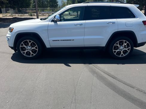 Used 2022 Jeep Grand Cherokee Limited w/ Trailer Tow Group IV AWD/4WD image 7