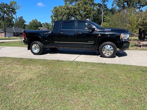 Used 2020 RAM 3500 Limited image 4