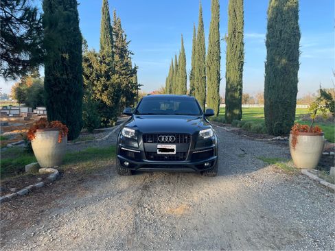 Used 2015 Audi Q7 TDI Prestige w/ Prestige Package image 4