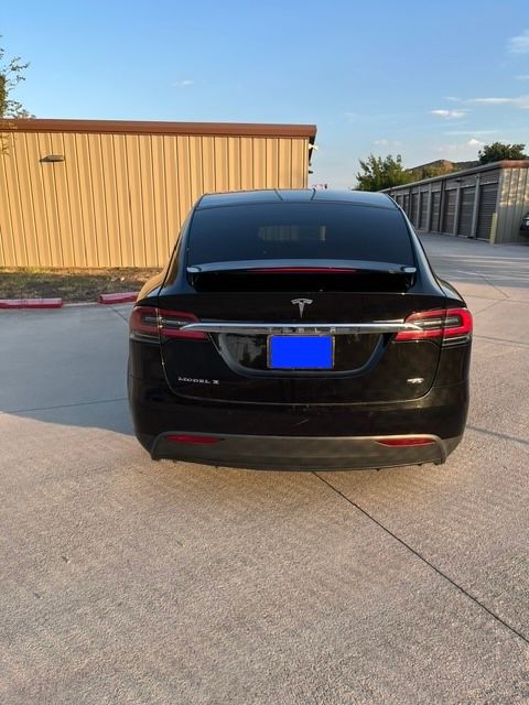 Used 2017 Tesla Model X 75D AWD/4WD image 6