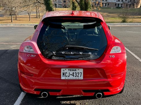Used 2013 Volvo C30 T5 R-Design image 4