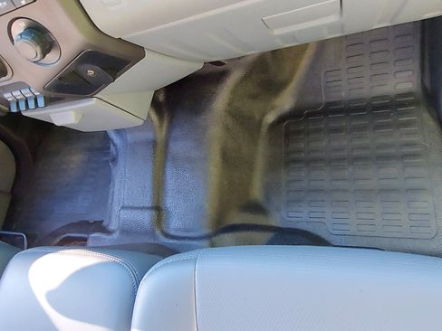 Used 2015 Ford F350 XL image 31