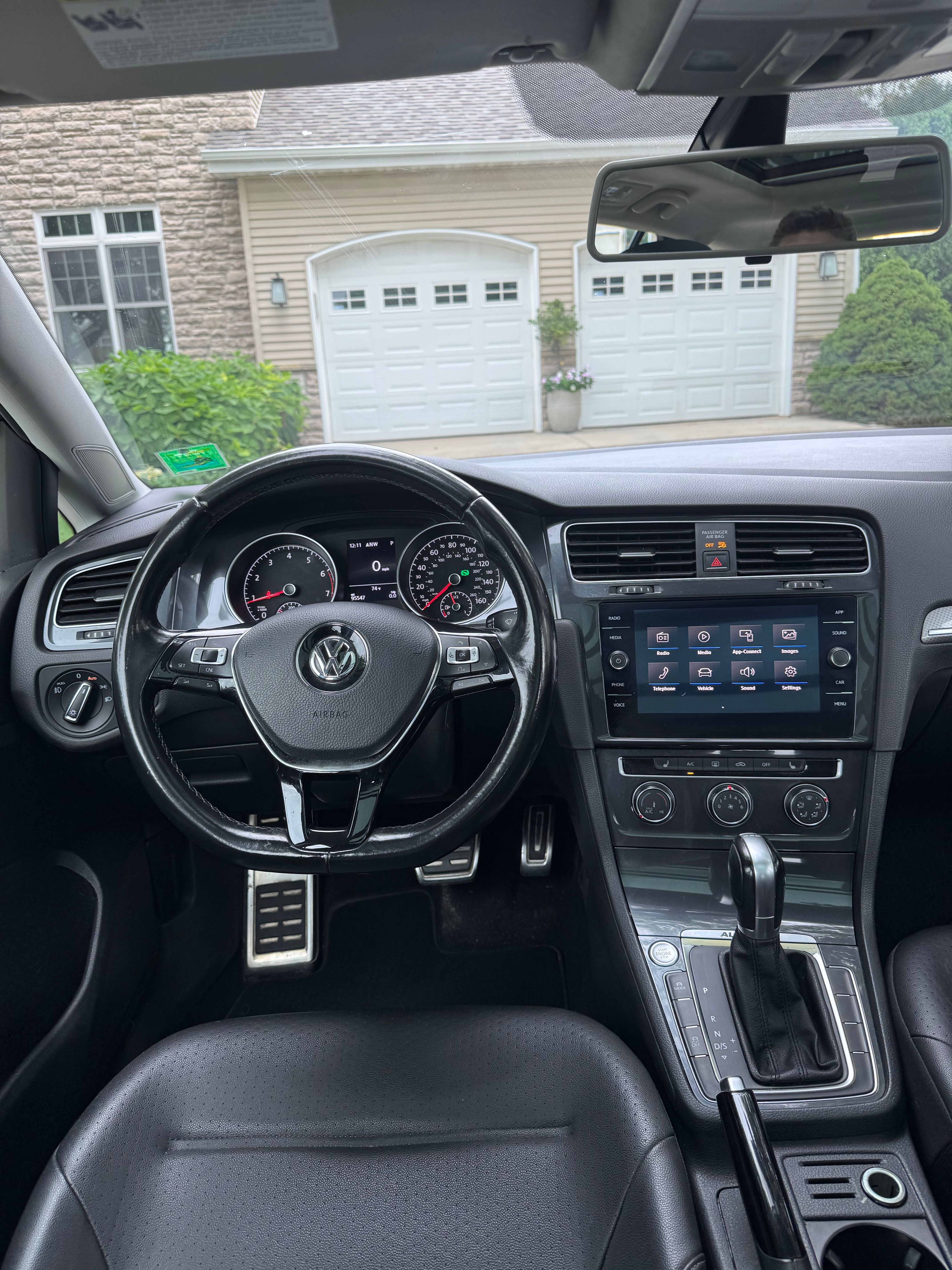 Used 2018 Volkswagen Golf Alltrack SE AWD/4WD image 16
