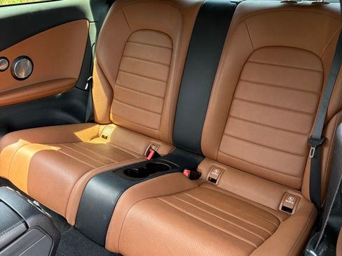 Used 2017 Mercedes-Benz C 300 Coupe image 4
